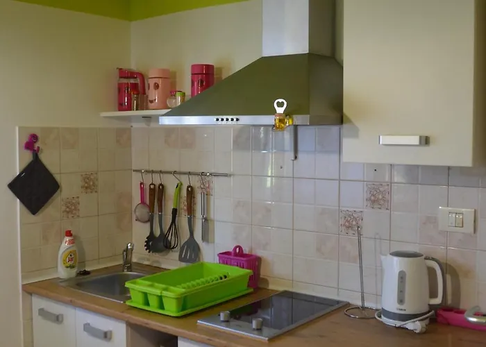 Little Escape Apartment *